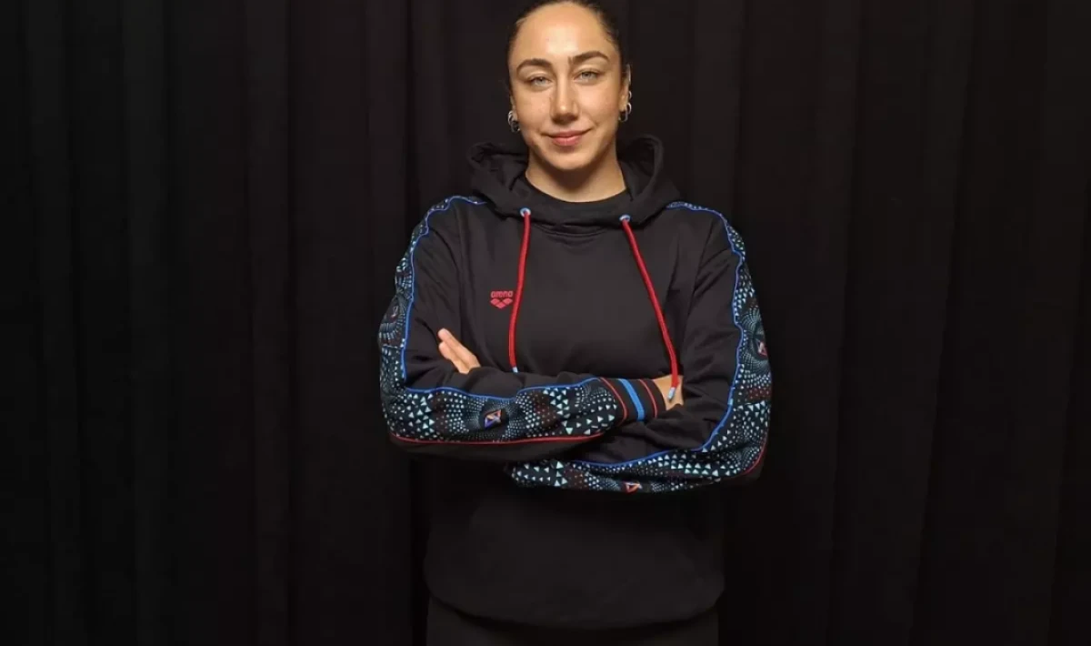 39 kilometrelik parkuru 14 saatte yüzdü: Elif Berke Türkiye birincisi oldu