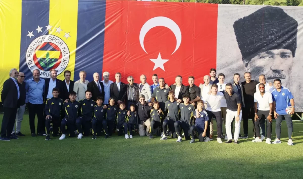 Ali Koç ile Bir Araya Geldi! Galatasaraylıları Çıldırttan Buluşma