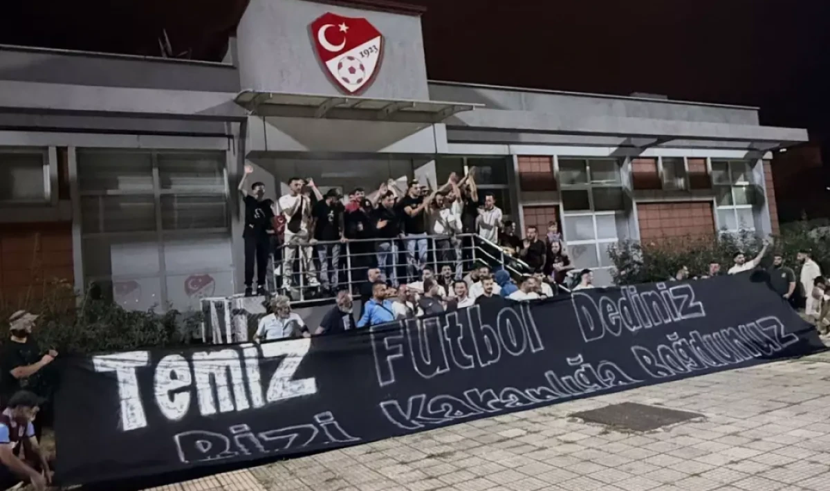 Büyük Protesto! Trabzonspor Taraftarından TFF’ye Öfke