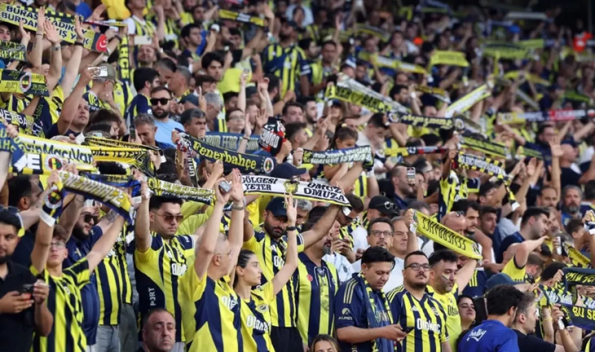 Fenerbahçe Avrupa Ligi’ne Kötü Başladı: Taraftarın Hedefinde Tedesco Var
