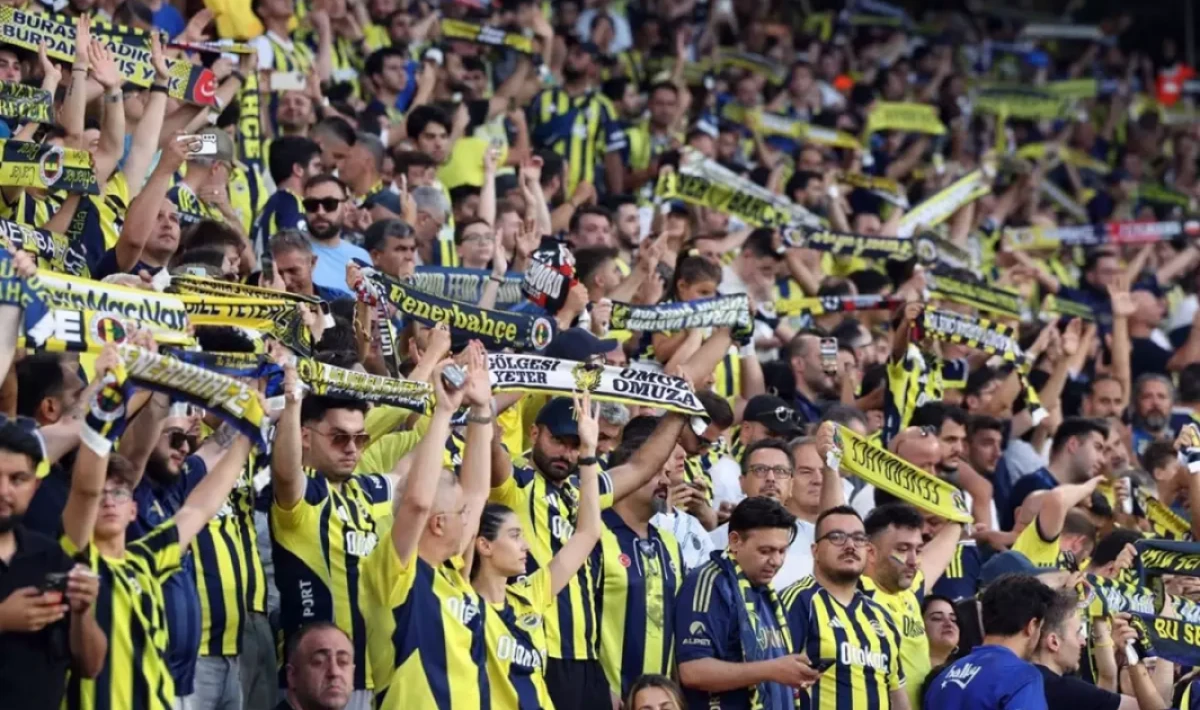 Fenerbahçe’nin yıldızına büyük şok: Evinden çıkarıldı