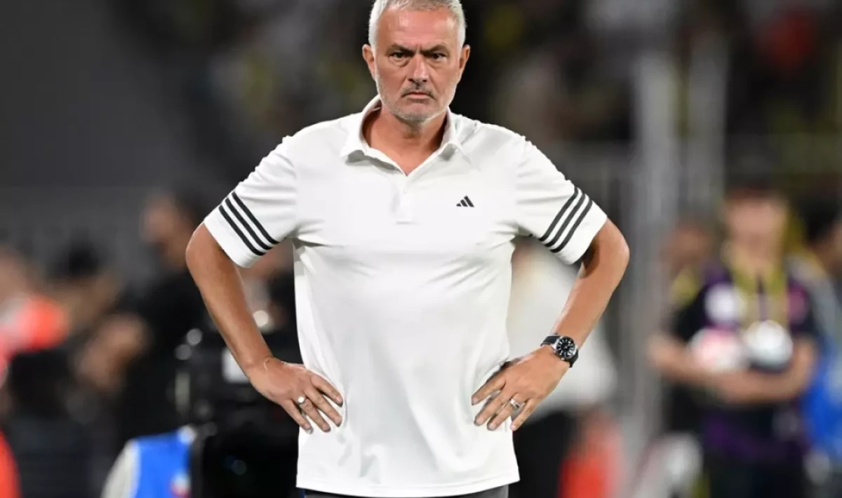 Mourinho'dan Sert İmha: Sosyal Medya ve TV Yorumcularına Sataştı