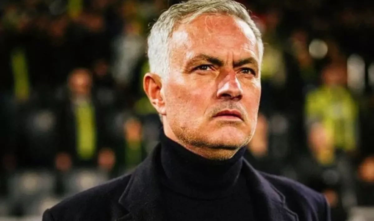 Mourinho’ya “Yedek Plan” Hazır: Benfica Elenirse…