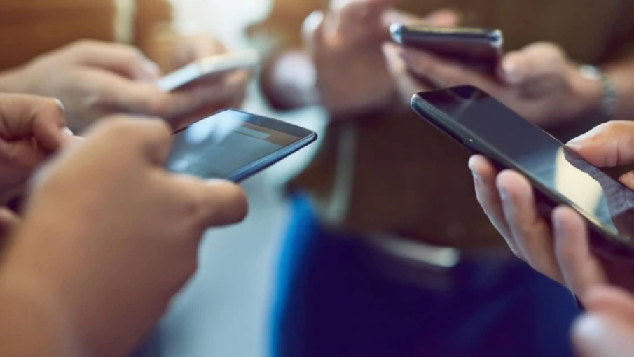 Telefon ve İnternet Aboneliklerinde Yeni Dönem Başlıyor