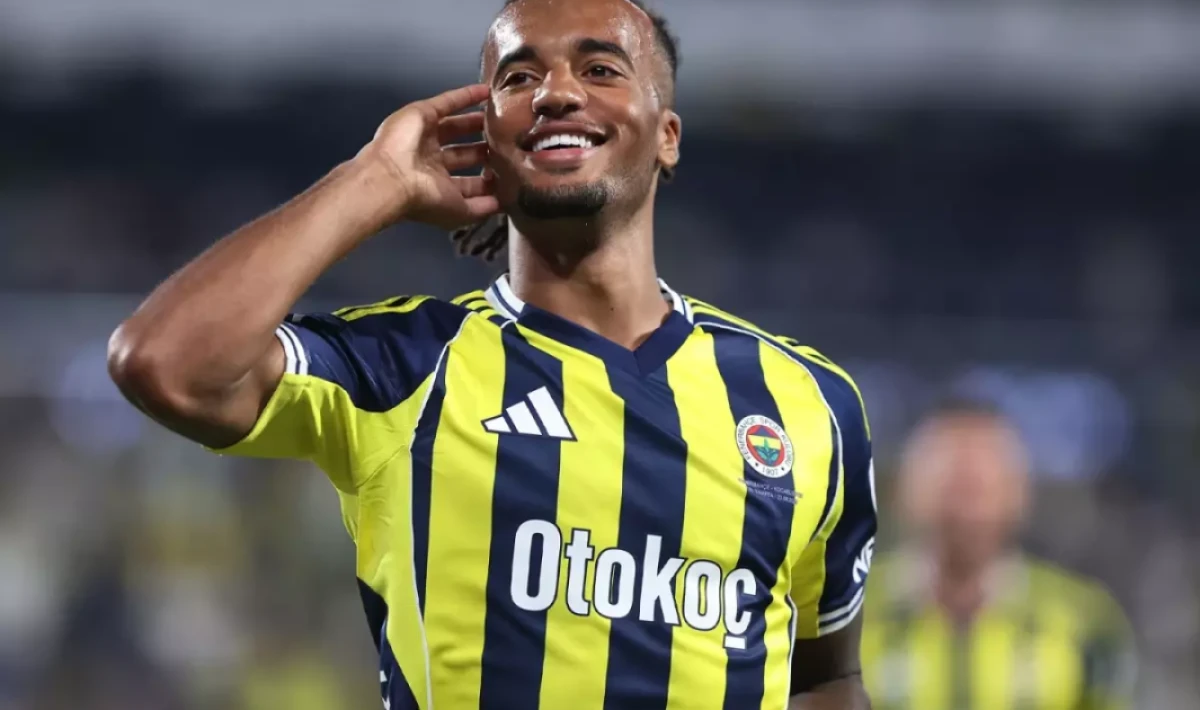 Tüm Fotoğraflarını Kaldıran Archie Brown'dan Bomba Paylaşım
